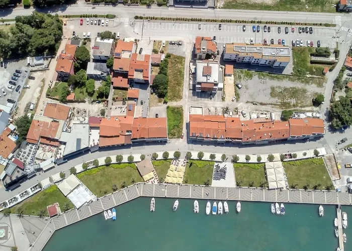 Penthouse Zola With Private Parking